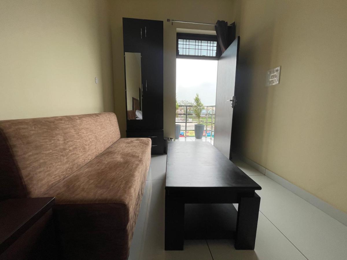 Bld Restaurant And Home Stay Dehradun Bagian luar foto