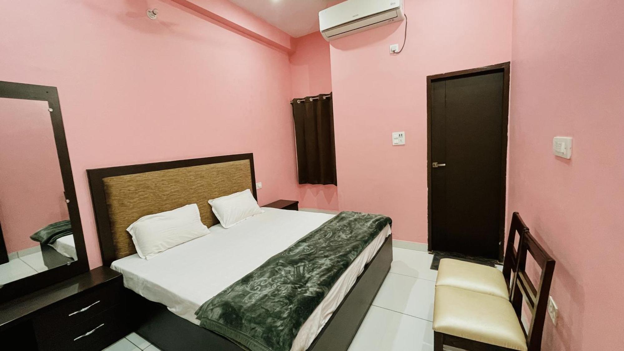 Bld Restaurant And Home Stay Dehradun Bagian luar foto