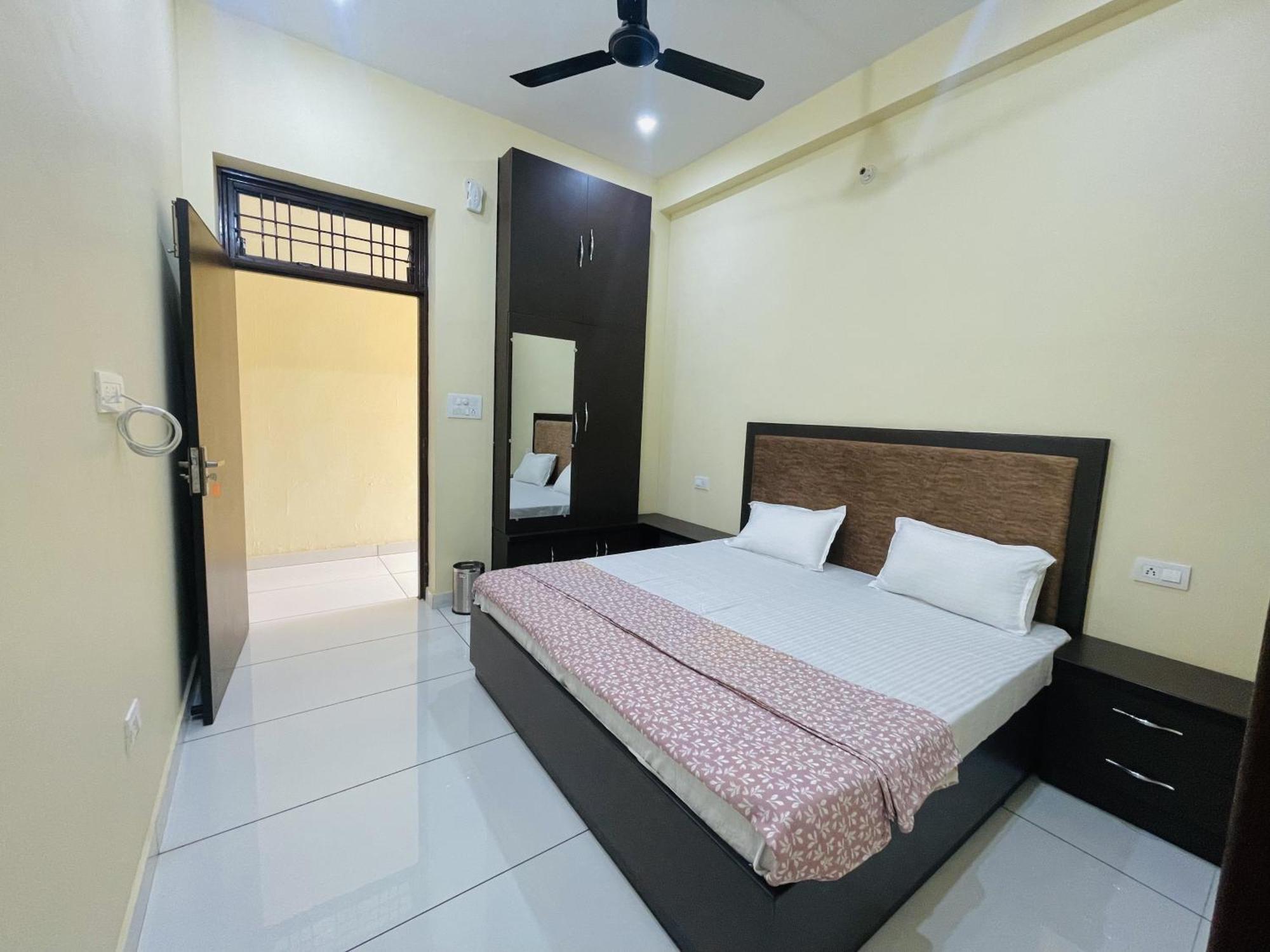 Bld Restaurant And Home Stay Dehradun Bagian luar foto